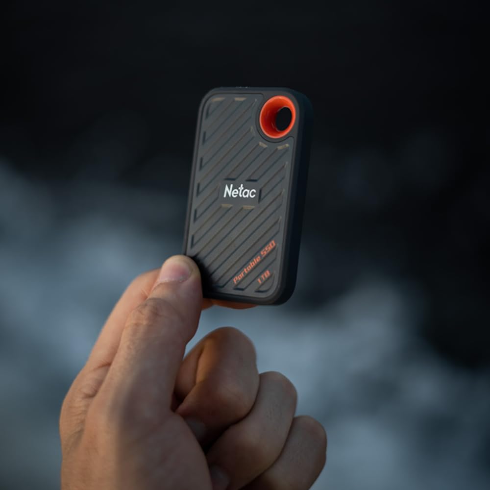 Netac 512GB Extreme Portable SSD External Solid State Drives Up to 2000MB/s Read 1700MB/s Write Speed, USB 3.2 Gen.2 Business Travel Essential Supports Win to Go Dust-Resistant