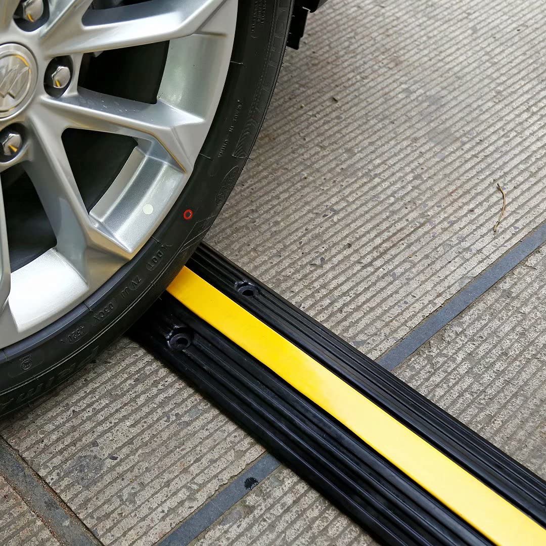 YONSHENG Rubber Cable Ramp Cord Cover Cable Protector Ramps Wire Hose Protective 1 Channel 22000Lbs Load Capacity Traffic Speed Bump for Asphalt Concrete Gravel Driveway Indoor Outdoor, 4 Pack