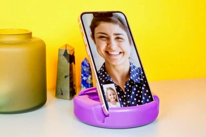 GoDonut – Phone Stand Original – Cell Phone Holder + Tablet Stand Desk Organizer – Compatible with Tablet, iPhone 16 15 14 Pro Max, Android & Most Smartphones - Hunter Green