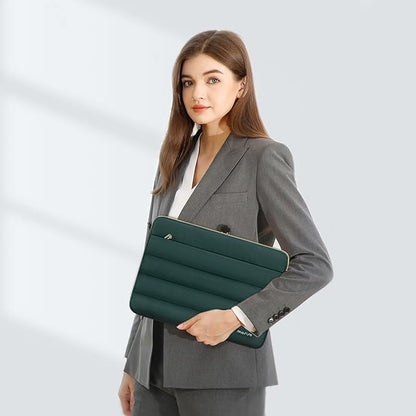 MOSISO 13.3 inch Laptop Case, 13-13.3 inch Puffy Laptop Sleeve Compatible with MacBook Air 13 13.6 M4 M3 M2 M1/Pro 13/Pro 14, HP Dell ASUS Lenovo,Polyester Horizontal Bag with Small Case,Peacock Green