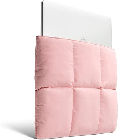 Comfyable Puffy Laptop Sleeve 15 16 Inch, Quilted Puffer Laptop Carrying Case for Women, Pillow Pouch Compatible for MacBook Air M5 & MacBook Pro M5 Pro/Max 2026, Pink