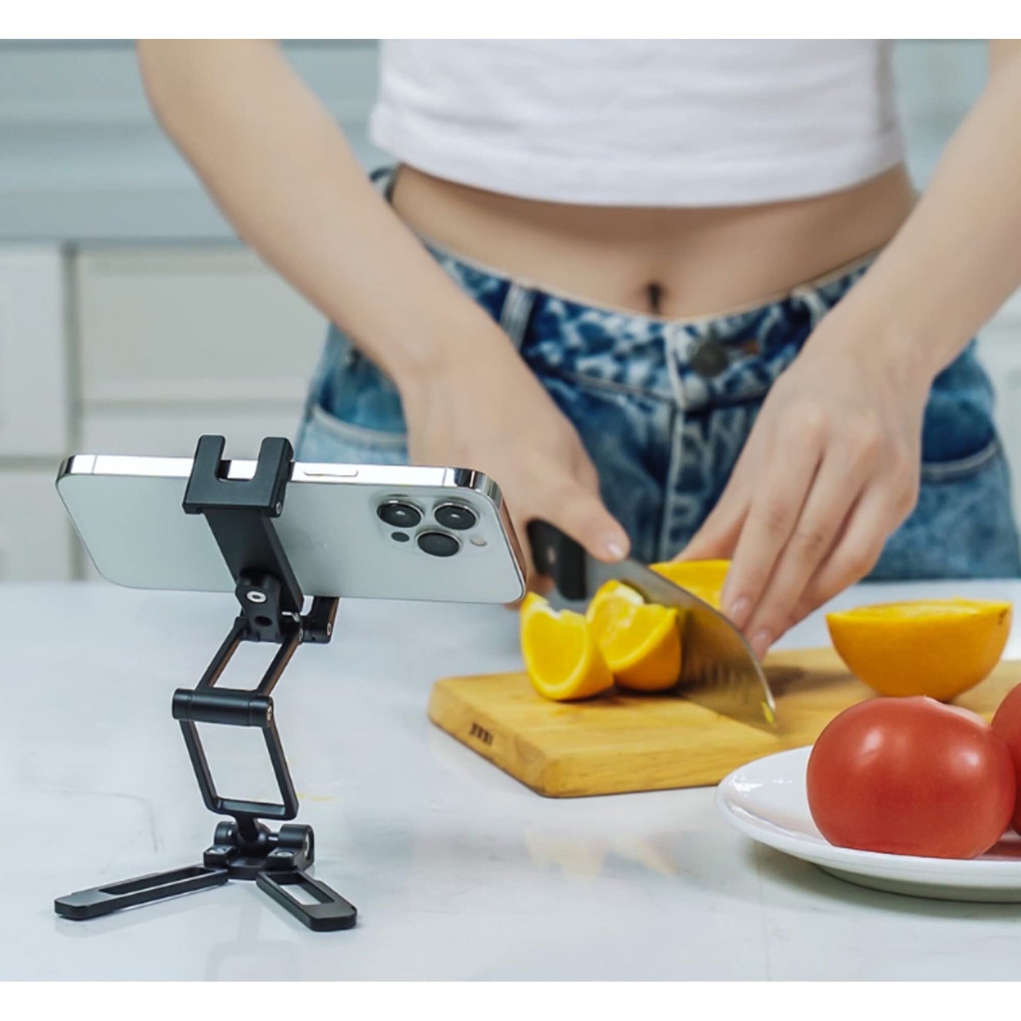 LEOFOTO PS-4 Silver Ultra Compact & Lightweight Smartphone Clamp/Holder/Video/Selfie Stand/Easel Arca/RRS Compatible