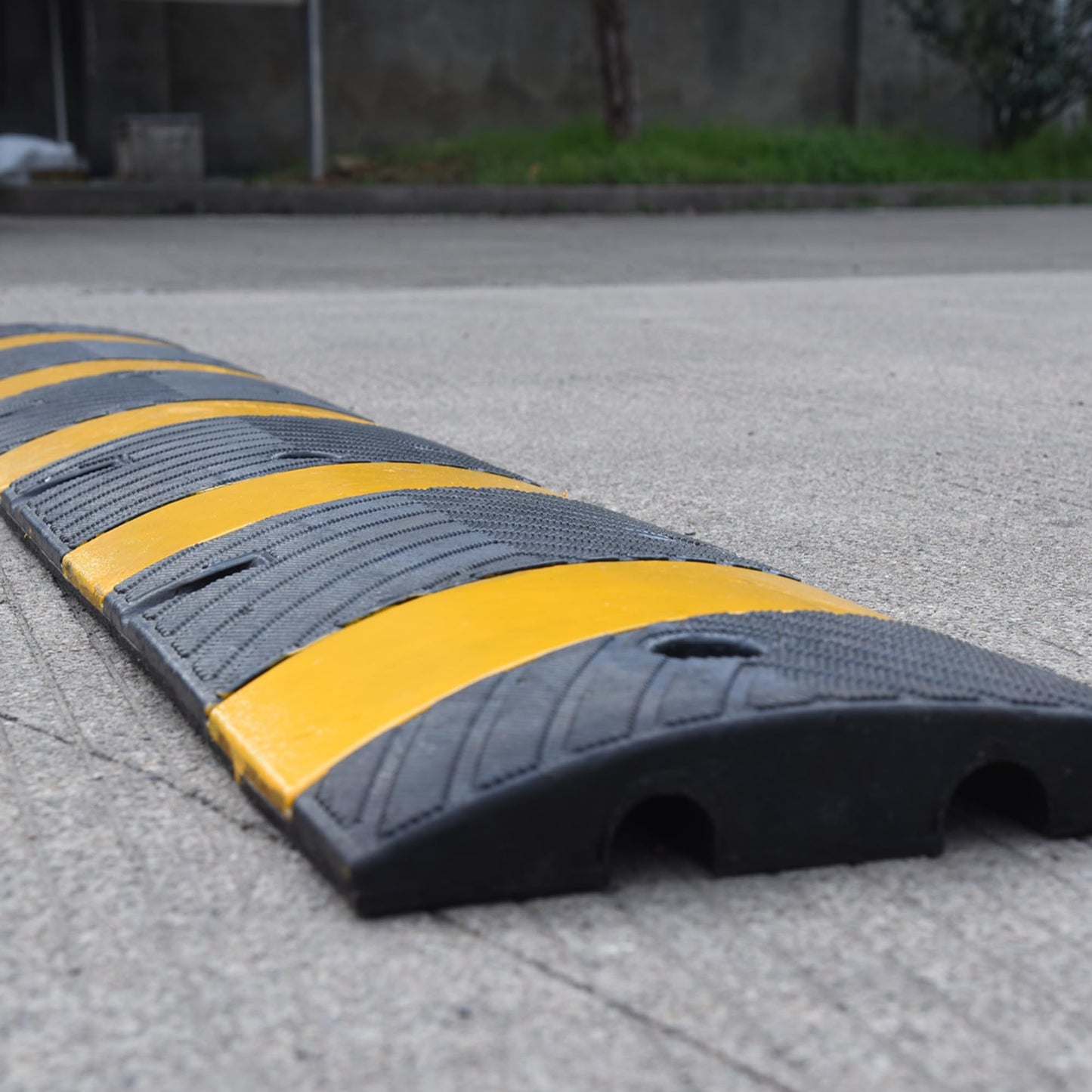 Orangestar 2-Pack 6FT Speed Bumps with 8 Bolts