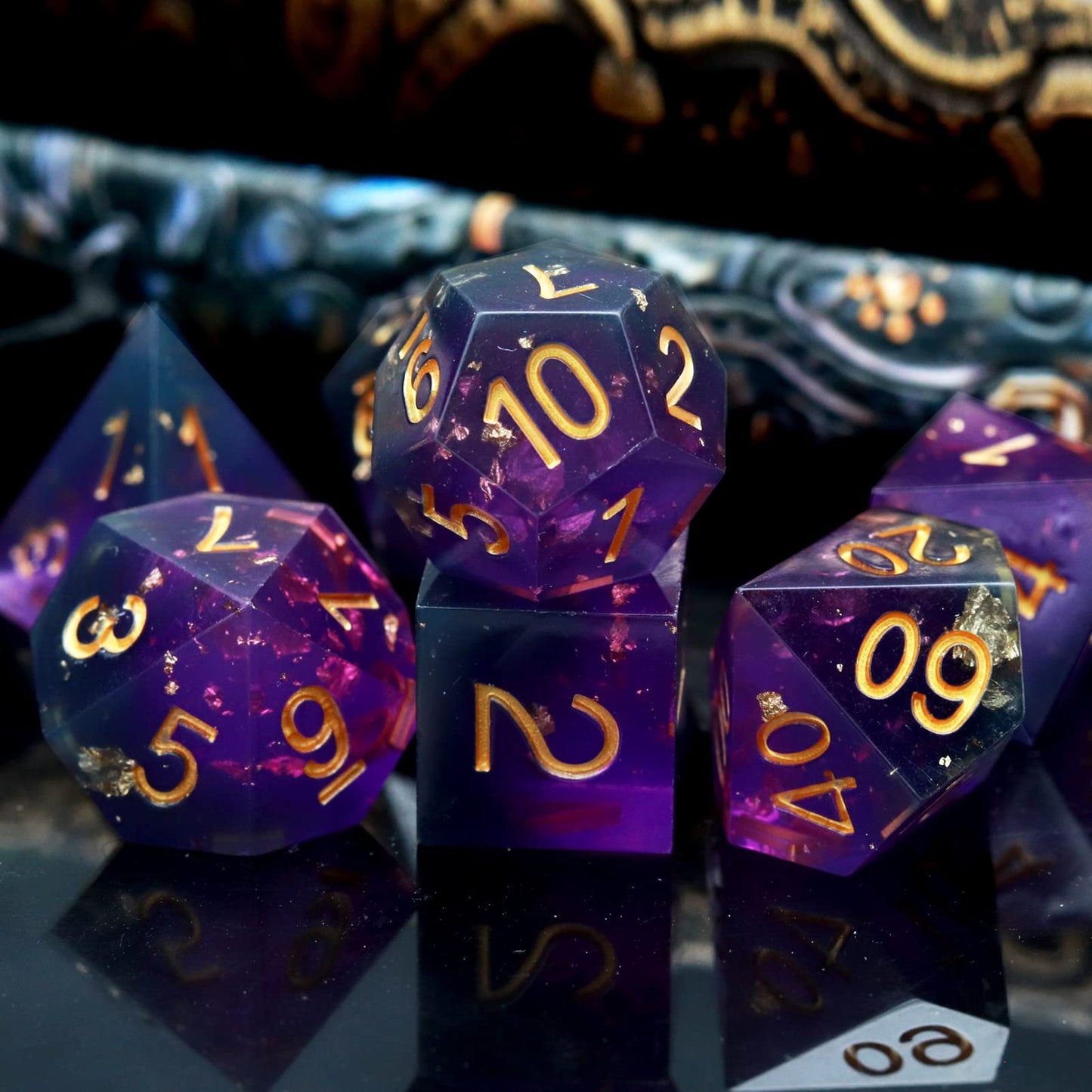 Haxtec Sharp Edge DND Dice Set, Gold Flakes Resin Polyhedral RPG Dice