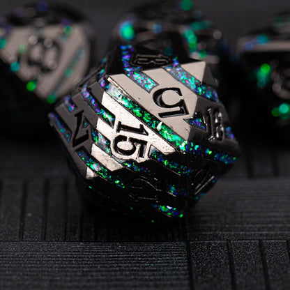 Maywin Metal Dice Set with Inlay Design, Heavy Zinc Alloy DND Dice for RPG & Tabletop Gaming