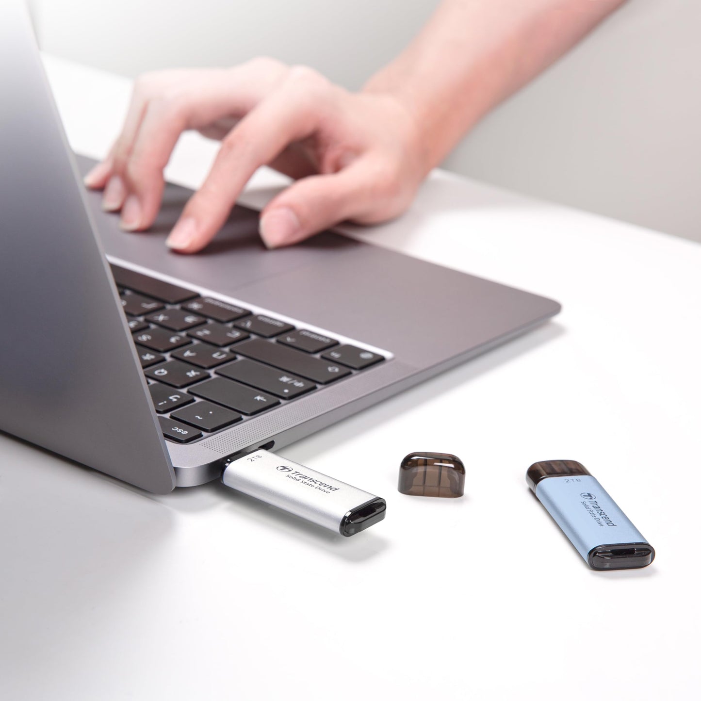 Transcend ESD300 512GB External SSD, Up to 1,050MB/s, Type C USB Drive for iPhone17,16,15, iPad&Mac/Pixel10/Tesla/Steam Deck/ROG Ally/MSI Claw/Android/PS5, Smart TV, USB 3.2 Gen2 Portable SSD- Silver