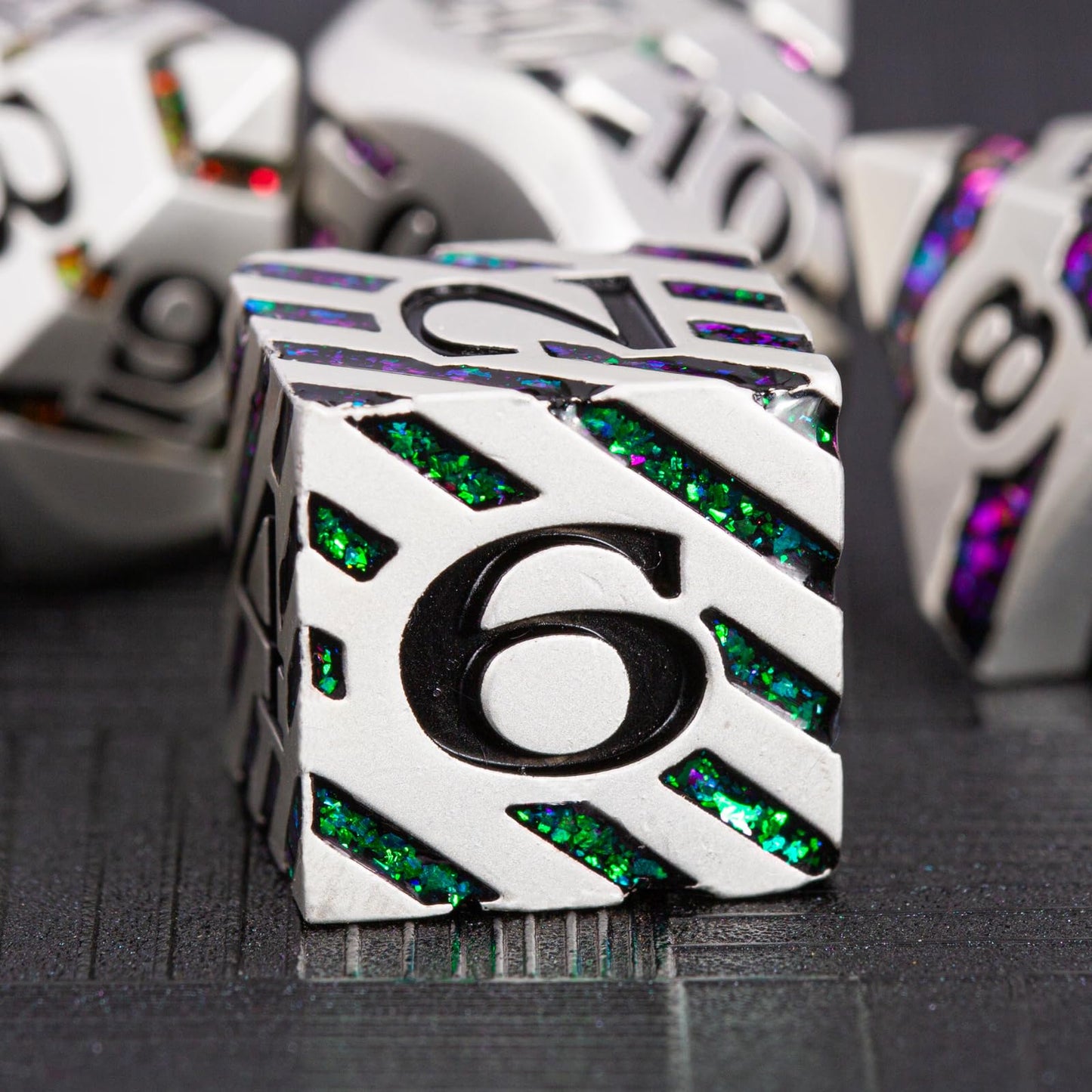 Maywin Luxury Inlay Metal Dice Set, Heavy Zinc Alloy Dice with Decorative Inlay for DND & RPG Games