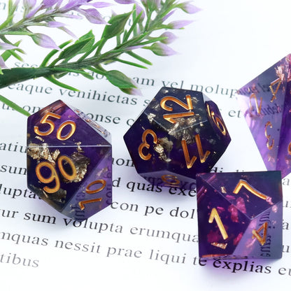 Haxtec Sharp Edge DND Dice Set, Gold Flakes Resin Polyhedral RPG Dice