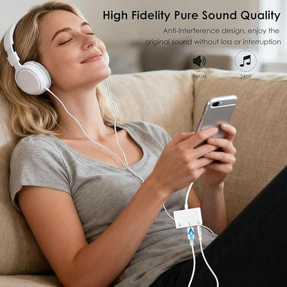 USB-C to Microphone & 3.5mm Audio Adapter with PD Fast Charging for Live-Streaming, 3-in-1 Aux to USB C Audio & MIC Splitter Compatible with iPhone 15/16, iPad Pro, Galaxy S25Ultra, and More