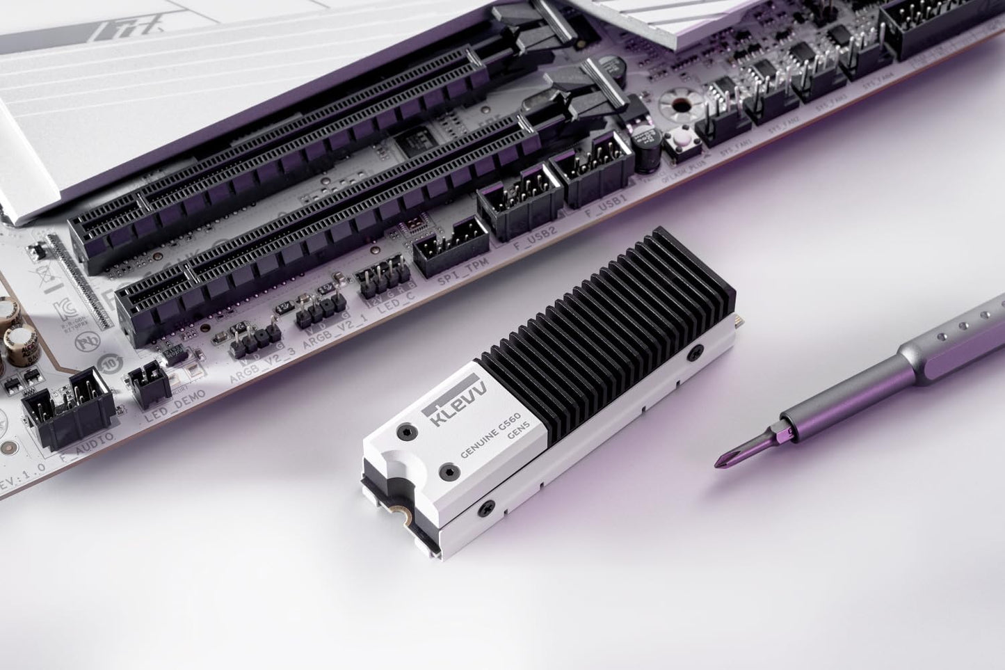 KLEVV Genuine G560 1TB M.2 2280 NVMe PCIe Gen5x4 Internal SSD Heatsink Included, up to 13000MB/s with DRAM Cash (K01TBM2SP0-G56)