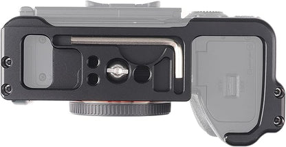 A7R V Cage, Hersmay Aluminium Full Camera Cage for Sony A7R V Mirrorless Camera Cage Support Accessories Kit Vlog Video Shooting Filmmaking Rig Stabilizer with 1/4" and 3/8" Arri Locating Hole