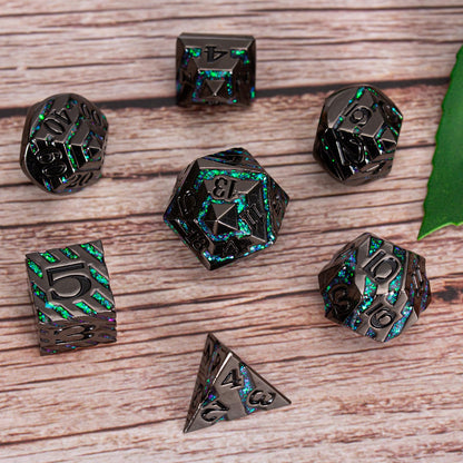 Maywin Metal Dice Set with Inlay Design, Heavy Zinc Alloy DND Dice for RPG & Tabletop Gaming