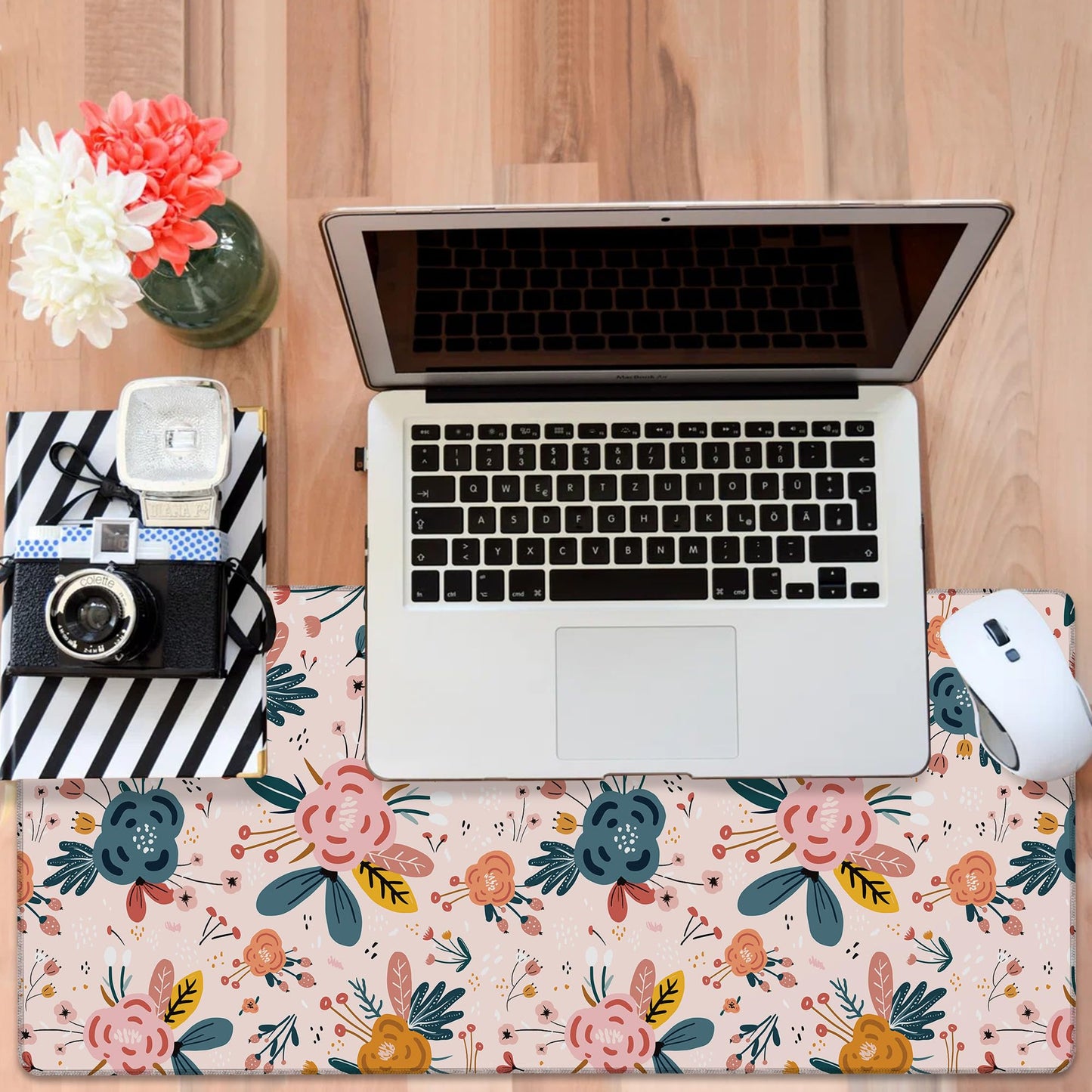 NITAHHHY Gaming Desk Pad Large Extra Length Hand Drawn Floral Mouse Pad Keyboard Laptop Non-Slip Waterproof with Rubber Base Thick Stitched Edge Mouse Mat for Office Home 35.4 x 15.7 Inches