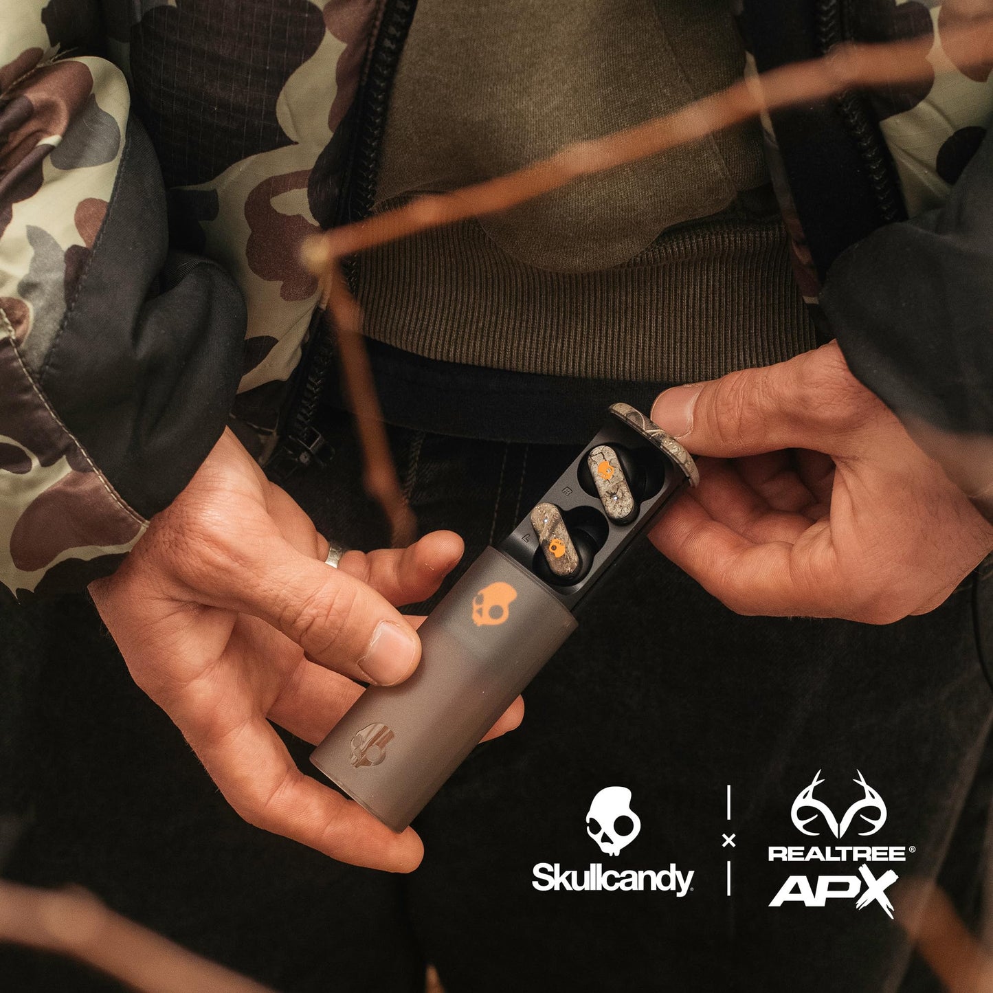 Skullcandy Dime Evo Wireless Earbuds with Clip-Anywhere Case - Realtree APX