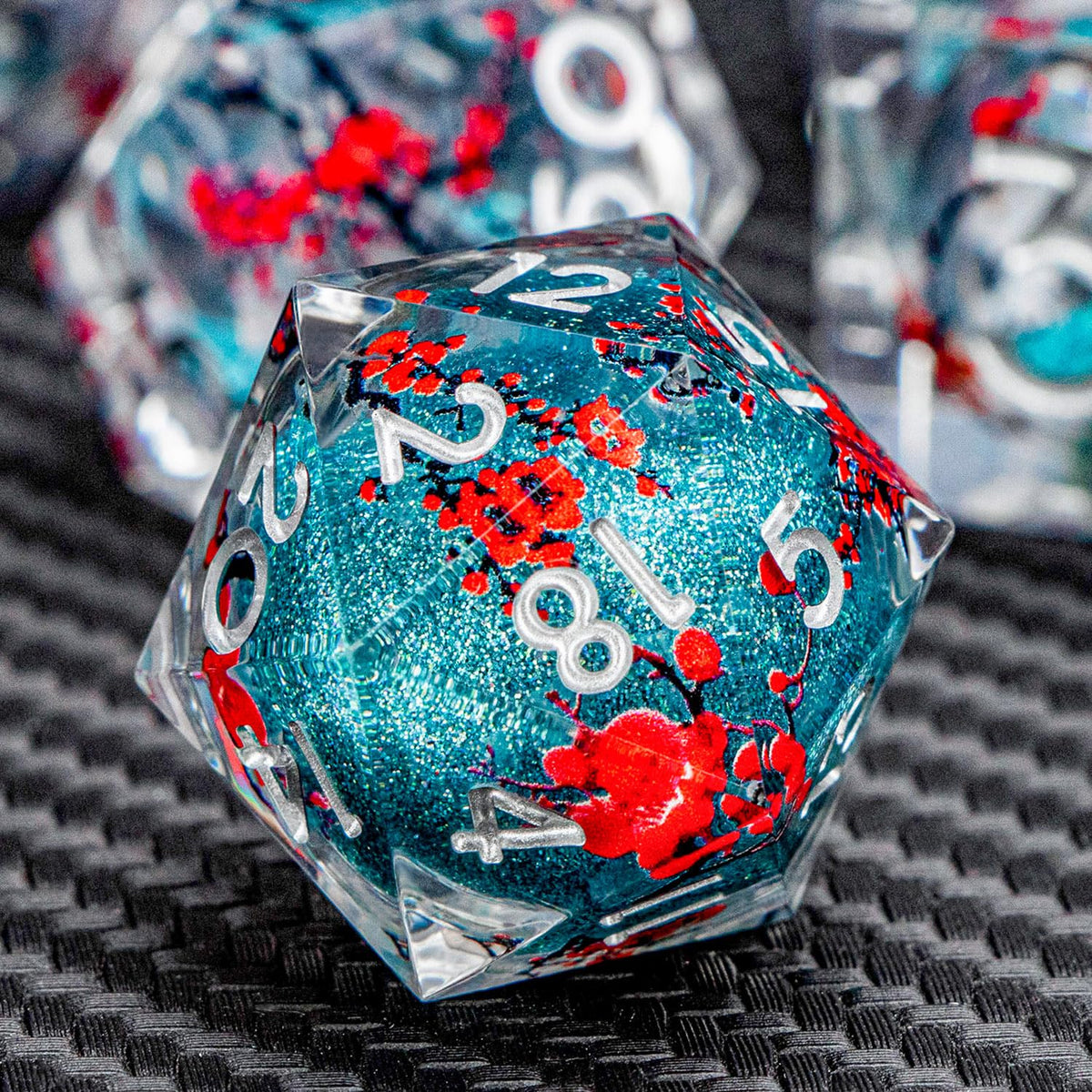 ARUOHHA DND Resin Dice Set 7Pcs Handmade Glitter Inclusions Sharp Edge Dragons Dice with Box, Role Playing Game RPG Lightning Polyhedral Dungeons D and D Dice Set