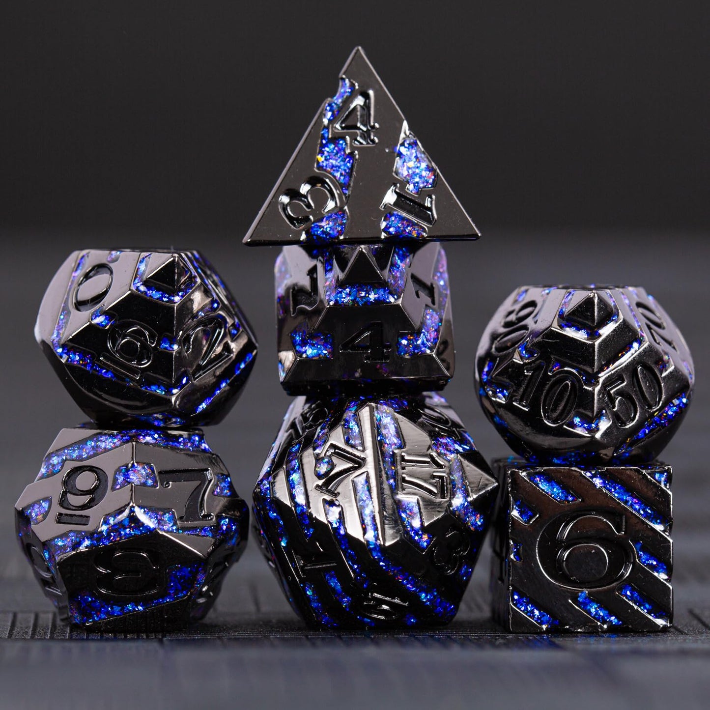 Maywin Inlay Metal Dice Set 7pcs, Luxury DND Dice with Decorative Inlay, Heavy Zinc Alloy RPG Dice for Tabletop Games