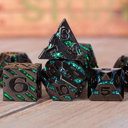 Maywin Metal Dice Set with Inlay Design, Heavy Zinc Alloy DND Dice for RPG & Tabletop Gaming