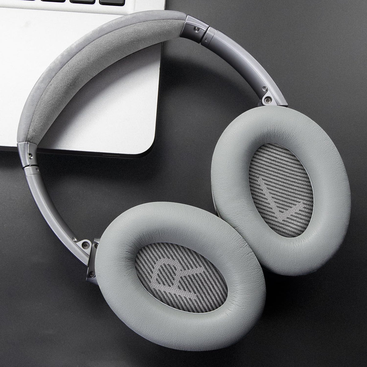 SoloWIT Earpads for Bose QC35, QC35 ii, QC45 - Silver