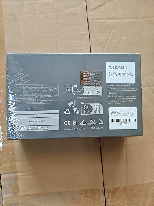 NEEWER CM28 PRO Wireless Lavalier Microphone + Charging Case & Cleaning Cloth, Noise Canceling 9Hrs Recording Mini Lapel Mic Compatible with iPhone iPad USB C Android Phone Camera PC Laptop Computer