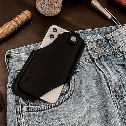 TobbinGear Leather Cell Phone Holster with Belt Clip, Universal Phone Holster for Men Belt Holder, Leather Case for iPhone, Samsung Galaxy Phones, Right Hand, Medium, Black